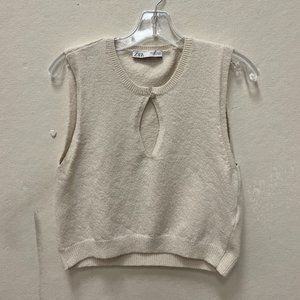 Zara Cropped Cream Sweater Tank - Size Large